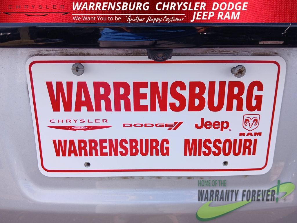 Used 2021 GMC Terrain SLE w/ Driver Convenience Package FWD image 8
