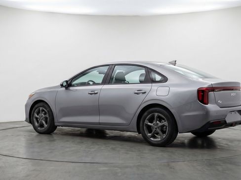 Used 2025 Kia K4 LXS image 6