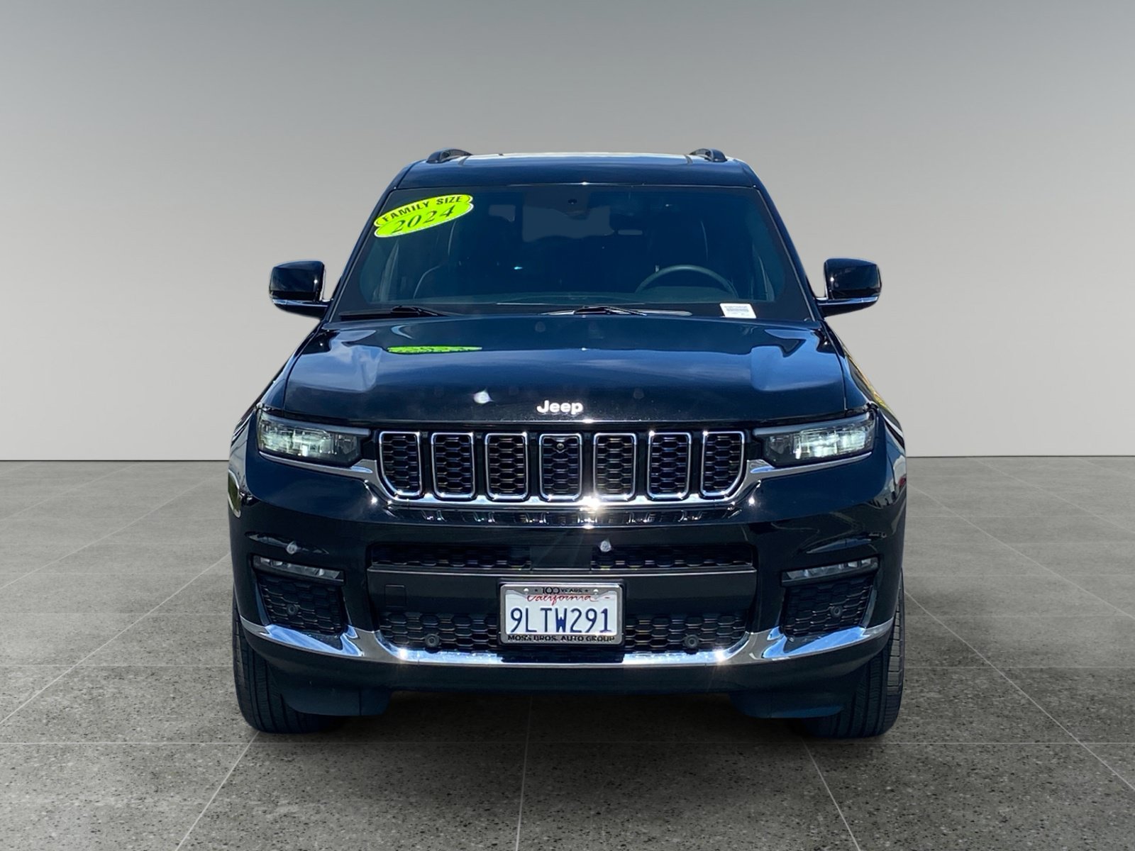 Used 2024 Jeep Grand Cherokee L Limited w/ Luxury Tech Group II AWD/4WD image 8