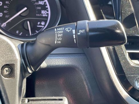 Used 2022 Toyota Camry SE FWD image 31