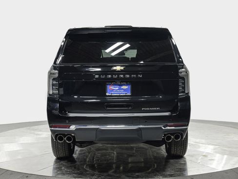Used 2025 Chevrolet Suburban Premier image 5