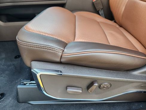 New 2026 Ford F250 King Ranch w/ Chrome Package image 18