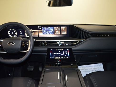 Certified 2025 INFINITI QX80 Pure RWD image 36