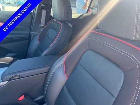 Used 2024 Chevrolet Equinox EV RS FWD image 10