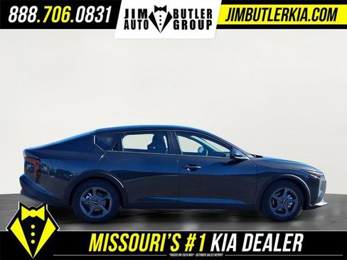 New 2026 Kia K4 LXS image 21