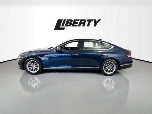 Used 2023 Genesis G80 2.5T image 4