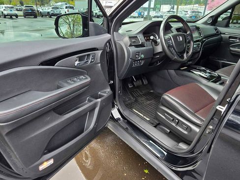 Used 2023 Honda Ridgeline Black Edition image 18