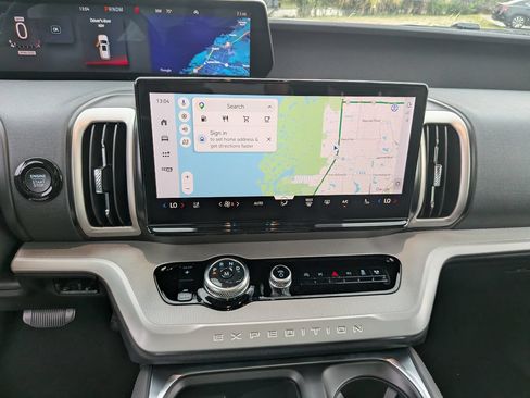 New 2027 Ford Expedition Active RWD image 22
