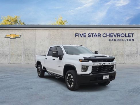 Used 2020 Chevrolet Silverado 2500 Custom w/ Custom Value Package image 2