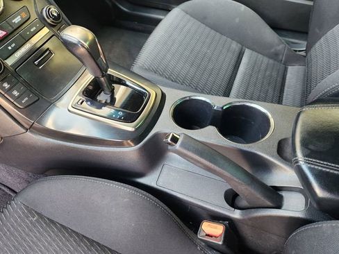 Used 2014 Hyundai Genesis 2.0T image 20