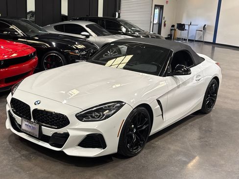 Used 2020 BMW Z4 sDrive30i w/ M Sport Package RWD image 9