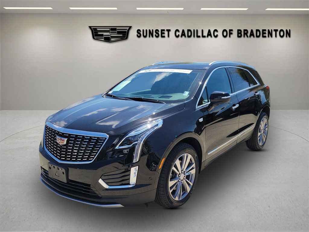 Certified 2025 Cadillac XT5 Premium Luxury w/ Technology Package AWD/4WD image 8