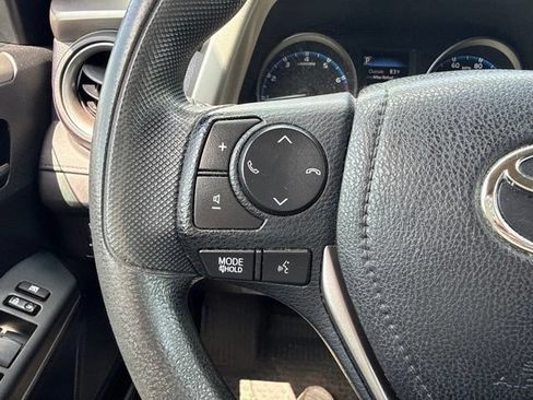 Used 2017 Toyota RAV4 LE w/ All Weather Liner Package AWD/4WD image 19