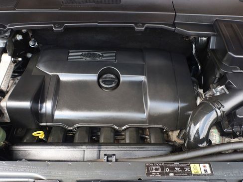 Used 2010 Land Rover LR2 HSE AWD/4WD image 13