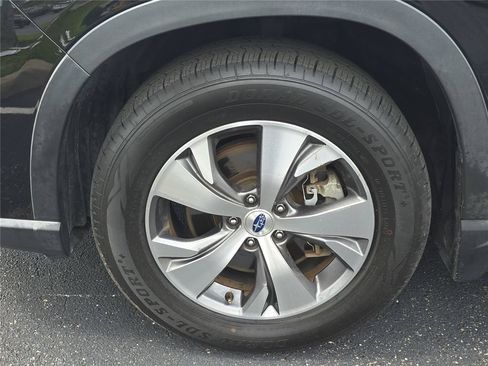 Used 2021 Subaru Ascent Premium w/ Convenience Package AWD/4WD image 10