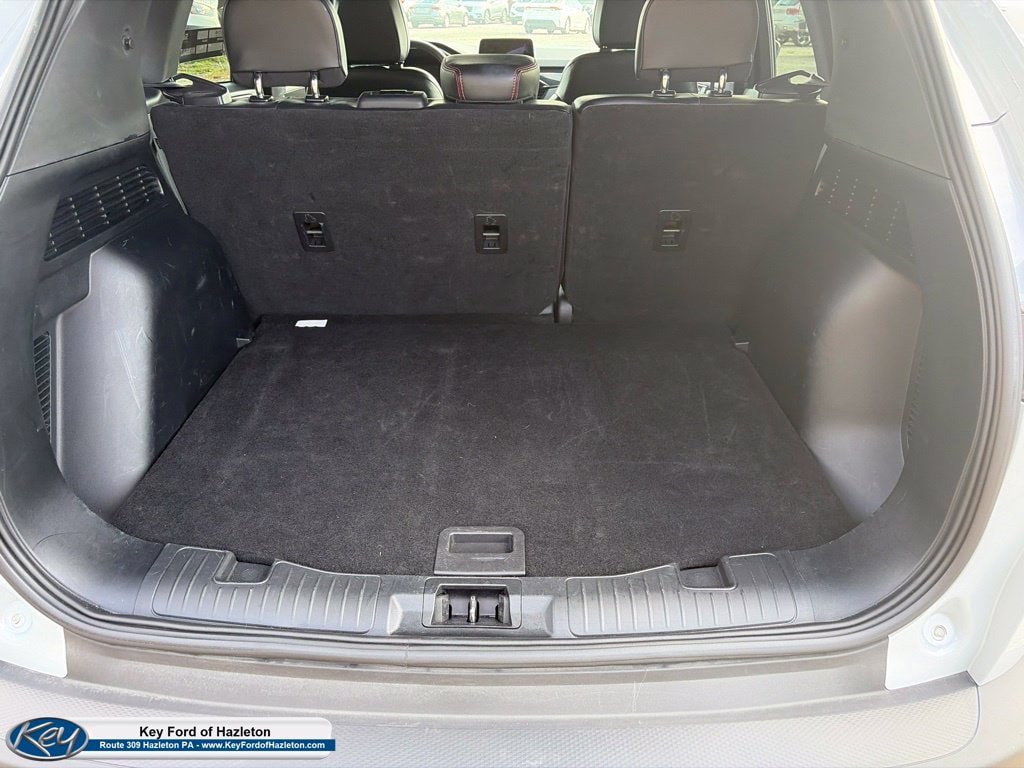 Used 2025 Ford Escape ST-Line AWD/4WD image 28