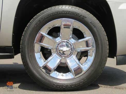 Used 2007 Chevrolet Tahoe LT w/ LT Preferred Equipment Group AWD/4WD image 18