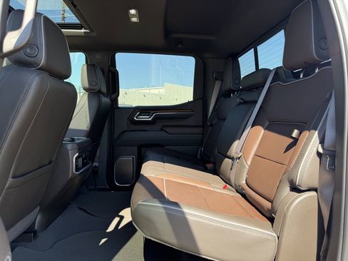 Used 2025 GMC Sierra 1500 Denali w/ Denali Reserve Package RWD image 29