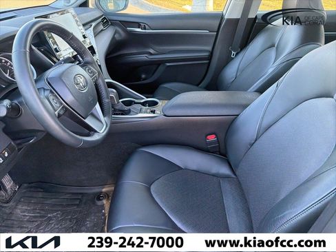 Used 2023 Toyota Camry XLE image 4