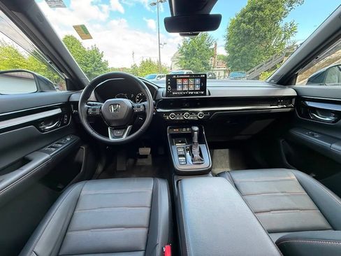 Used 2025 Honda CR-V Sport Touring image 24