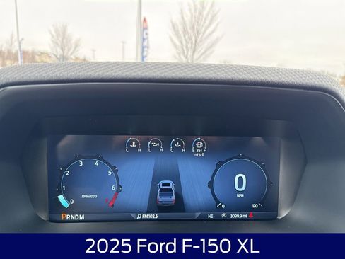 Used 2025 Ford F150 XL image 17