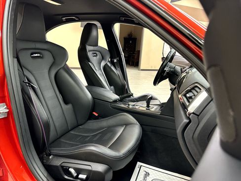 Used 2018 BMW M3 image 45