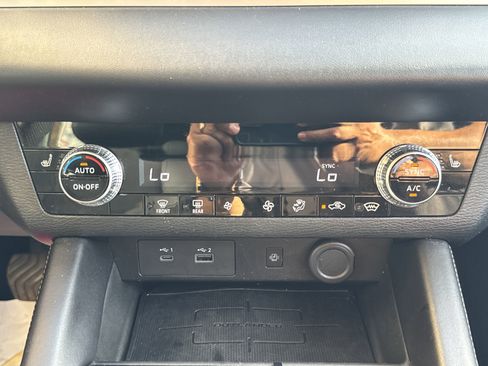 Used 2022 Mitsubishi Outlander SE image 17