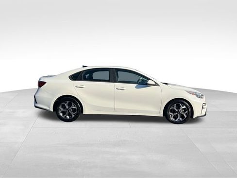 Used 2019 Kia Forte LXS image 6