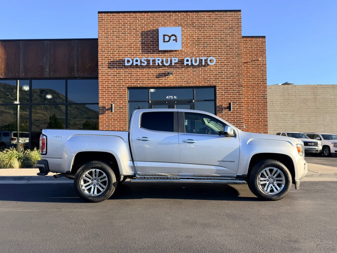 Used 2016 GMC Canyon SLT AWD/4WD image 9