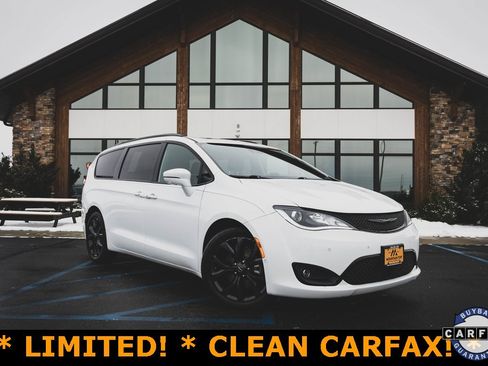 Used 2019 Chrysler Pacifica Limited w/ Advanced Safetytec Group image 1
