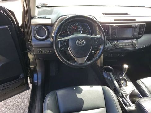 Used 2013 Toyota RAV4 Limited AWD/4WD image 11