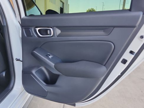 Used 2024 Honda Civic Sport image 13
