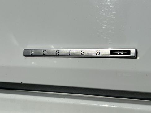 Used 2024 Jeep Wagoneer L Series II w/ Flexible Seating Group image 29