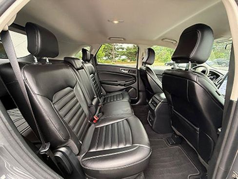 Used 2021 Ford Edge SEL w/ Cargo Accessory Package FWD image 14