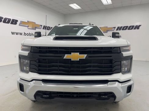 New 2025 Chevrolet Silverado 2500 W/T w/ WT Convenience Package image 2