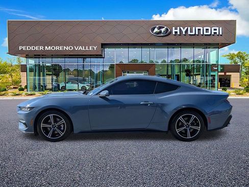 Used 2024 Ford Mustang Coupe image 7