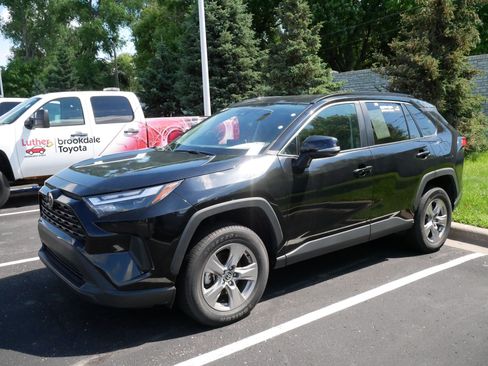 Used 2024 Toyota RAV4 XLE w/ Weather Package AWD/4WD image 3