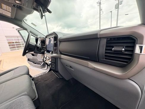 Used 2025 Ford F150 XLT w/ Equipment Group 301A Standard AWD/4WD image 29