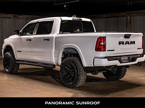 Used 2025 RAM 1500 Laramie w/ Sport Appearance Package AWD/4WD image 7