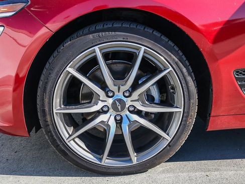 Used 2023 Genesis G70 2.0T image 11