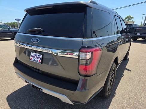 Used 2021 Ford Expedition Limited RWD image 8