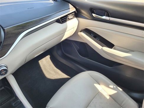 Used 2023 Nissan Altima 2.5 SL image 13