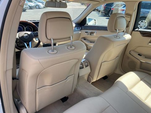 Used 2014 Mercedes-Benz E 350 4MATIC Sedan w/ Premium 1 Package image 24