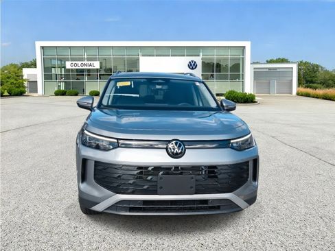 New 2026 Volkswagen Tiguan SE image 3