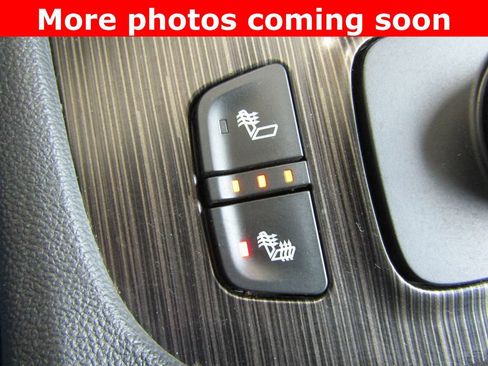 Used 2020 GMC Acadia SLT AWD/4WD image 15