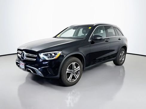 Used 2022 Mercedes-Benz GLC 300 4MATIC image 2