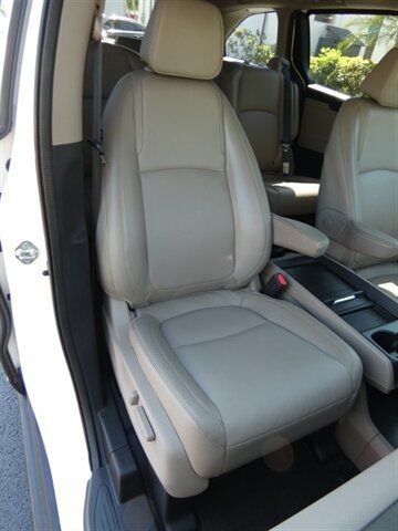 Used 2019 Honda Odyssey EX-L image 49