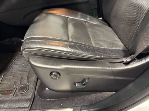 Used 2017 Jeep Grand Cherokee Summit AWD/4WD image 29