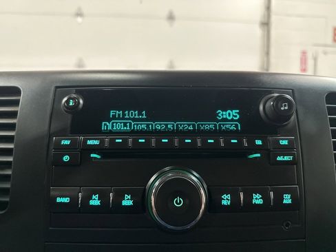 Used 2014 Chevrolet Silverado 2500 LT image 28