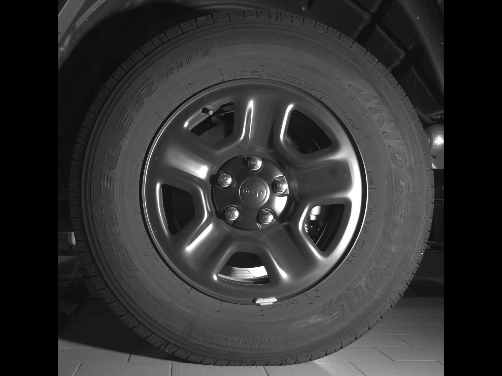 Used 2025 Jeep Gladiator Sport AWD/4WD image 12